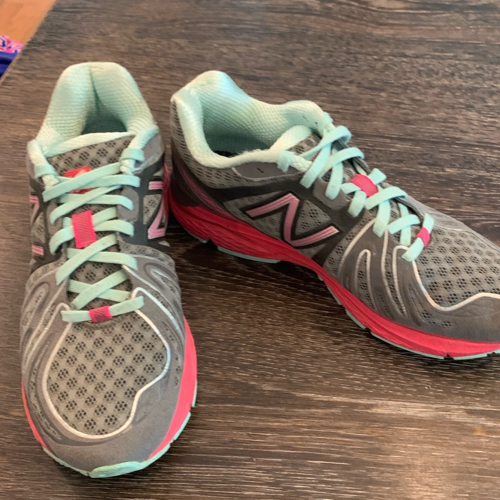 Womens New Balance 790 running shoe